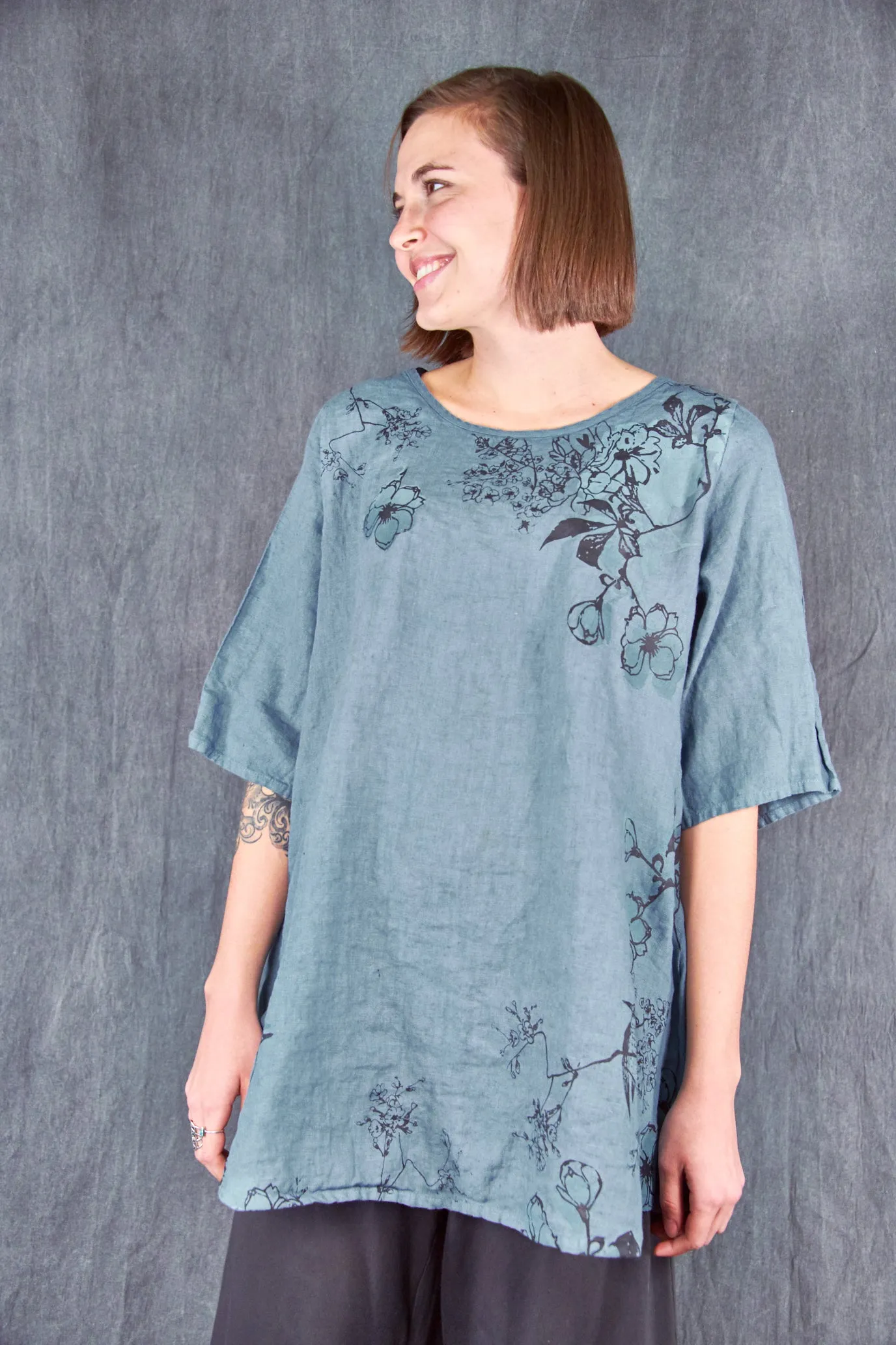 1210 Linen Tee-La Mer-P