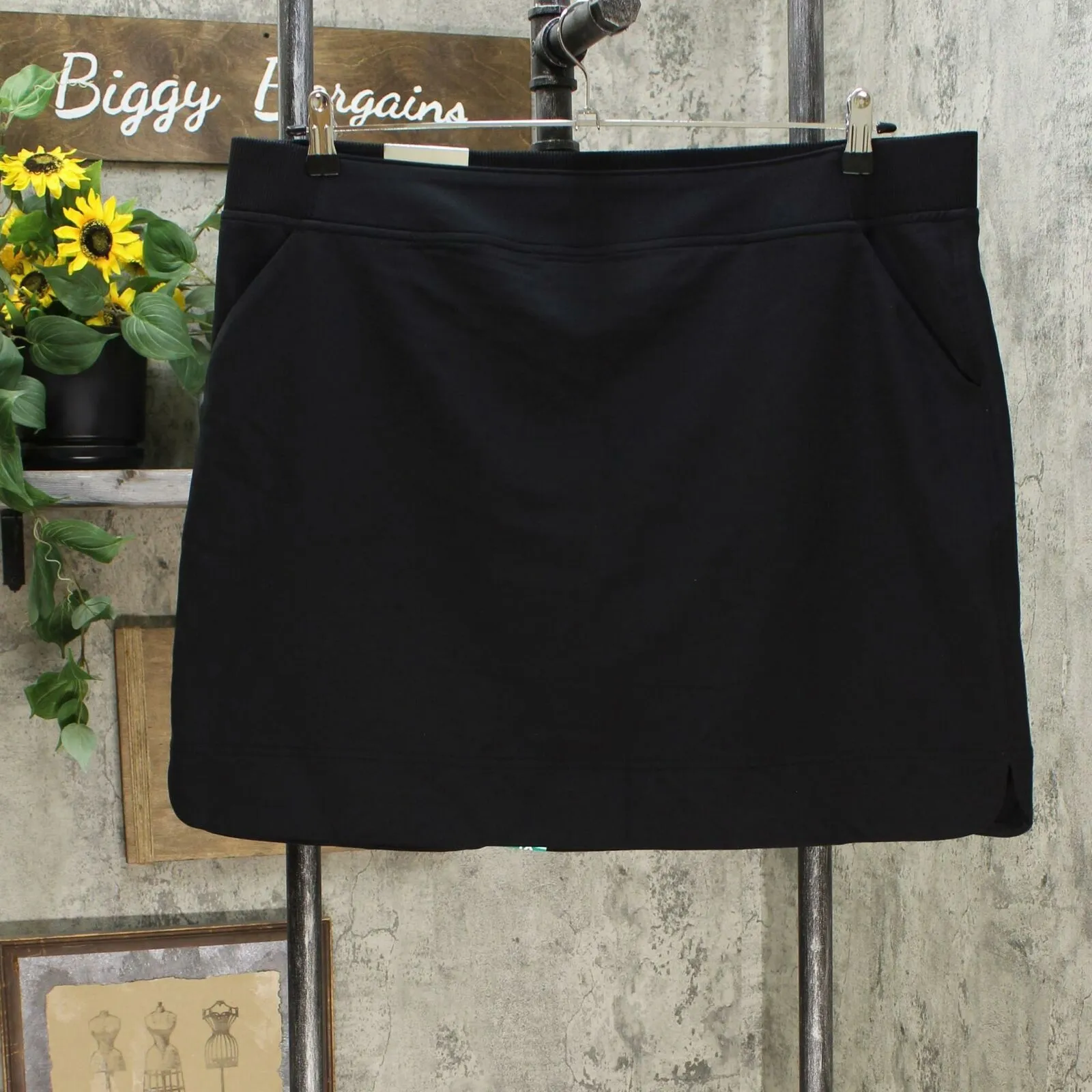 32 Degrees Women's Mini Travel Skort With Pockets