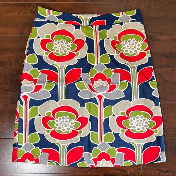 ANTHROPOLOGIE Boden A-Line Lotus Flower Skirt Knee Length Floral Pencil Size 6