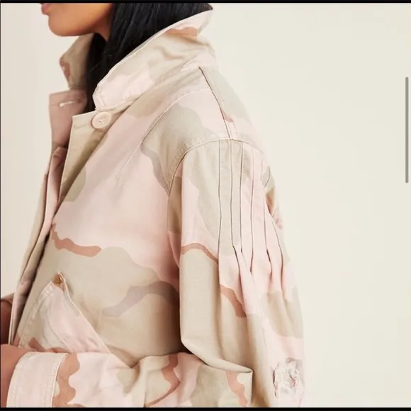 Anthropologie Lida utility camo jacket