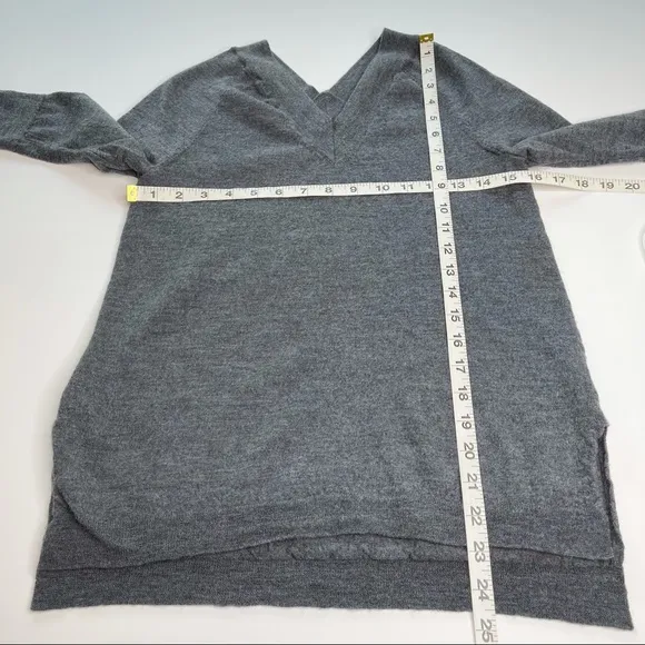 Anthropologie Moth Merino Wool V-Neck Sweater XS