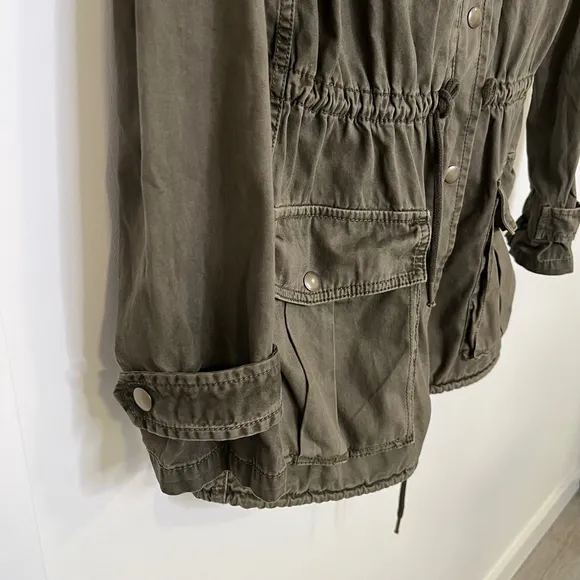 ARITZIA Talula Trooper Jacket Utility Jacket Women XS Army Green Khaki Military