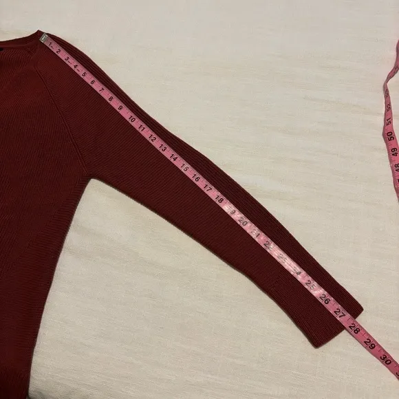 Athleta Hanover V-Neck Sweater | Canyon Red | XS