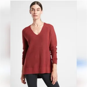 Athleta Hanover V-Neck Sweater | Canyon Red | XS