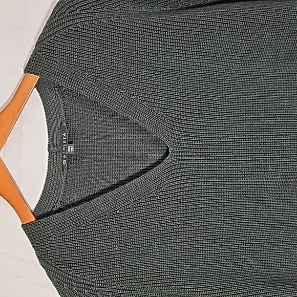 Athleta V Neck Sweater
