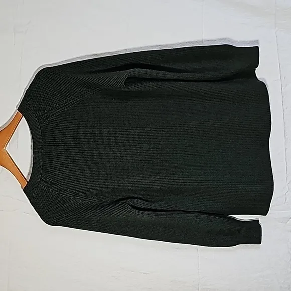 Athleta V Neck Sweater
