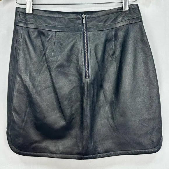 Banana Republic Leather Mini Skirt in Navy Blue Tulip Hem size 0