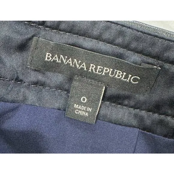 Banana Republic Leather Mini Skirt in Navy Blue Tulip Hem size 0