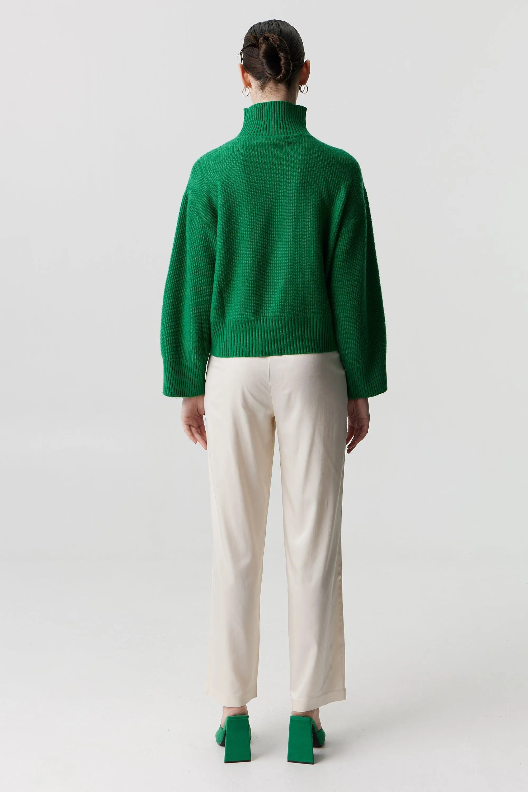 BOUCLE TURTLENECK KNIT | JADE