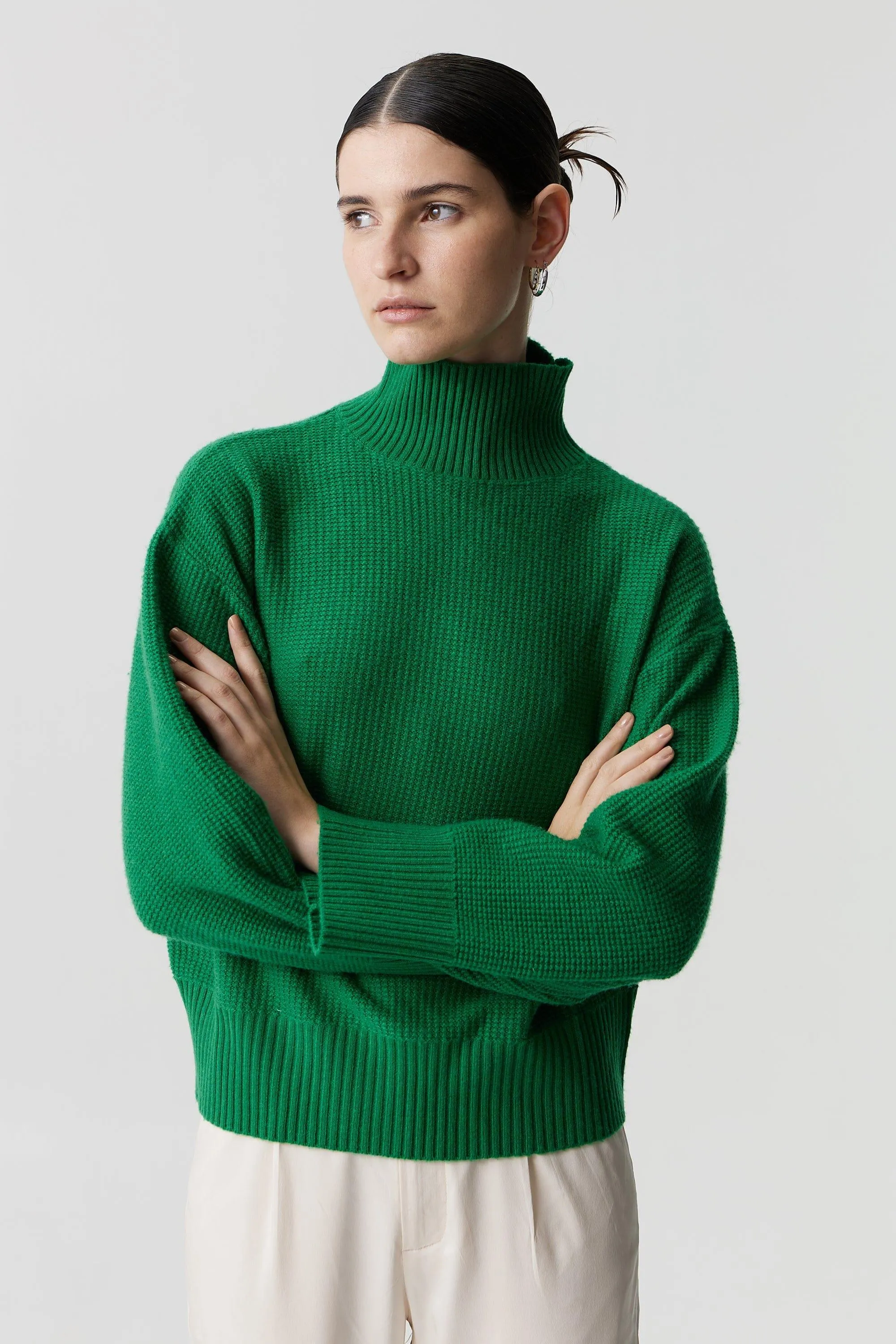 BOUCLE TURTLENECK KNIT | JADE