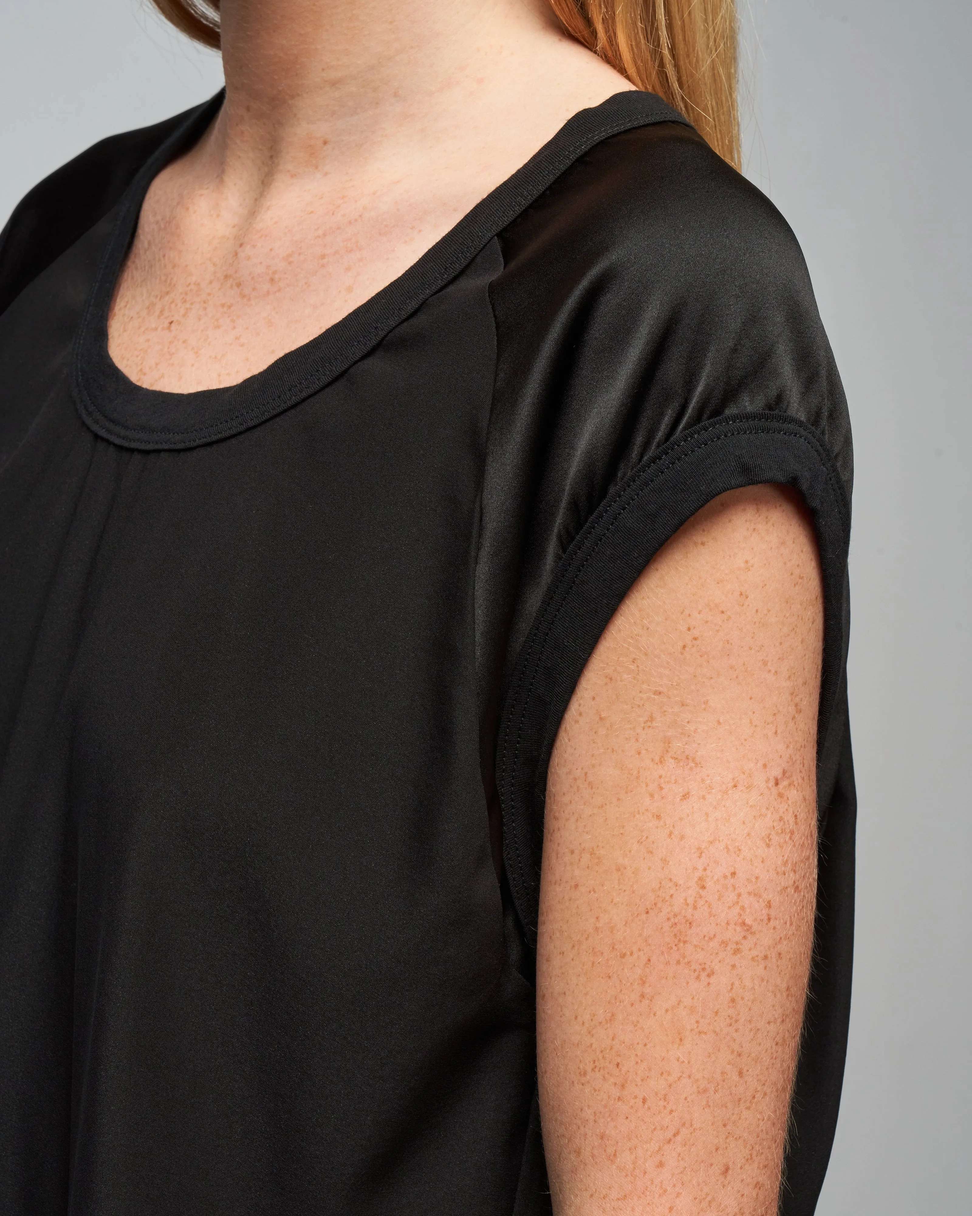 char capsleeve baseball tee - jet