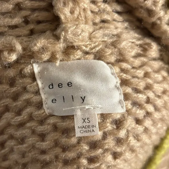 Dee Elly Hooded Sweater