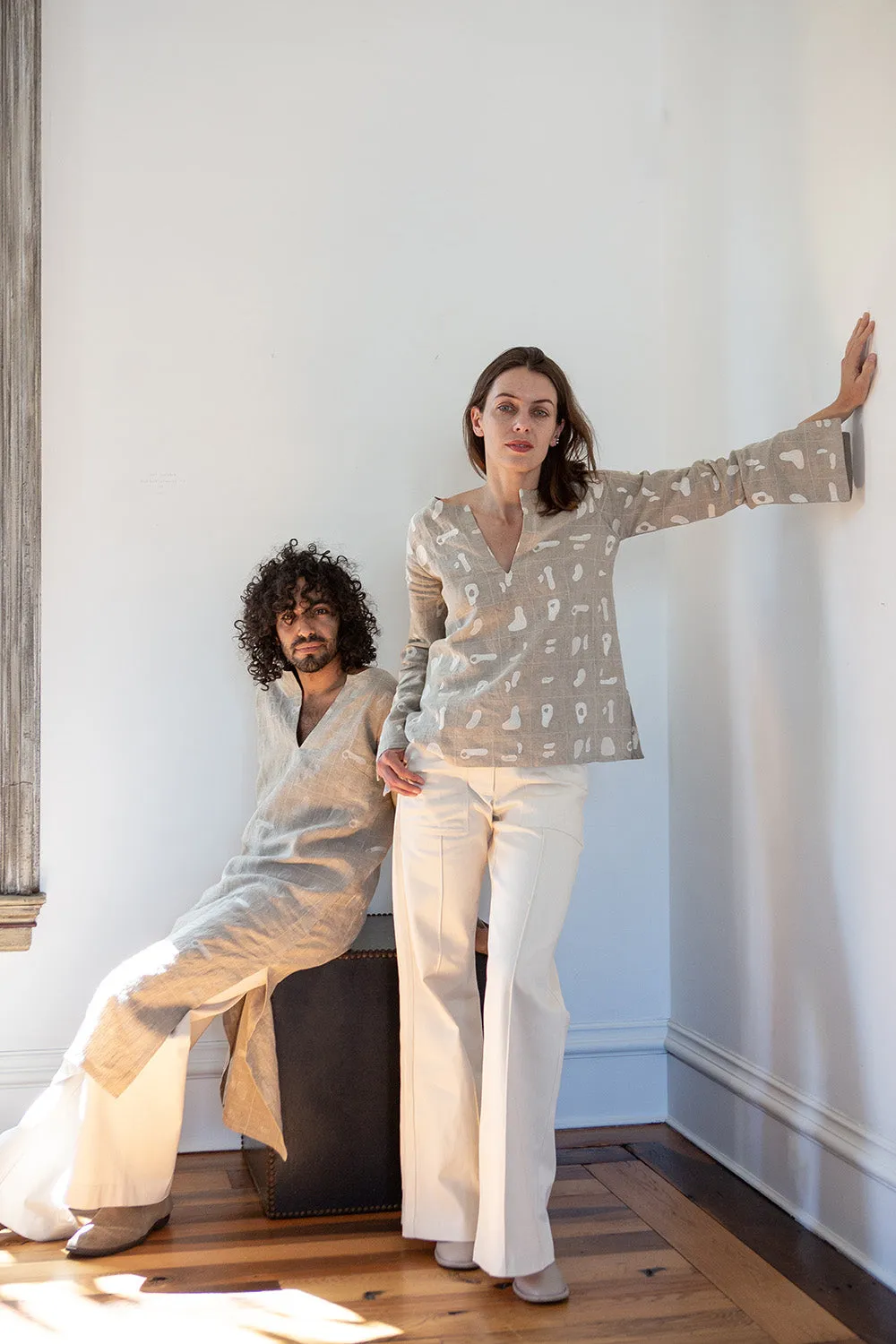Diego Linen Top in Natural Solid Embroidery