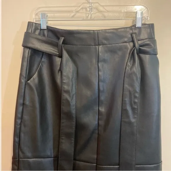 Esqualo Belted Straight Skirt Faux Leather Black Size 12 New Lined