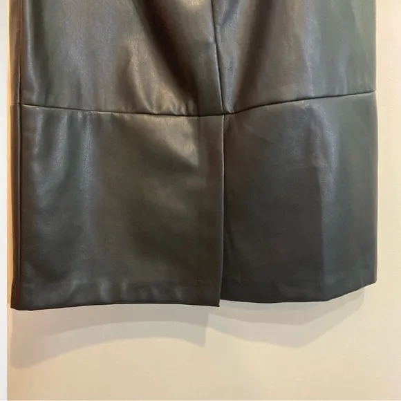 Esqualo Belted Straight Skirt Faux Leather Black Size 12 New Lined