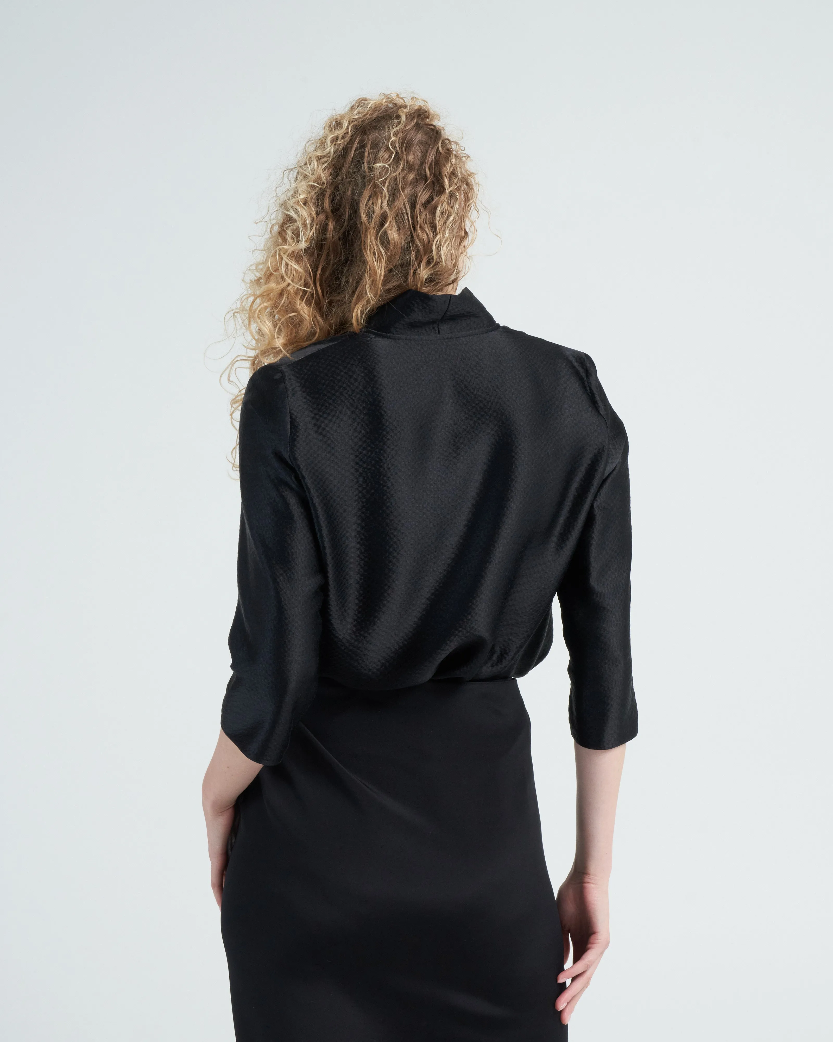 frolic top - black