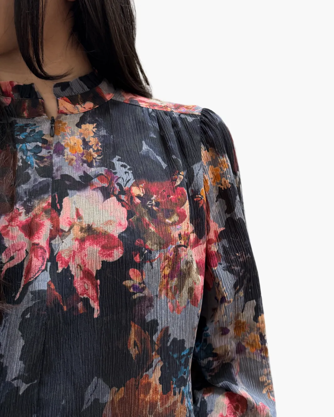 GO SOFT SPOKEN BLOUSE IN BOTANIC GARDEN