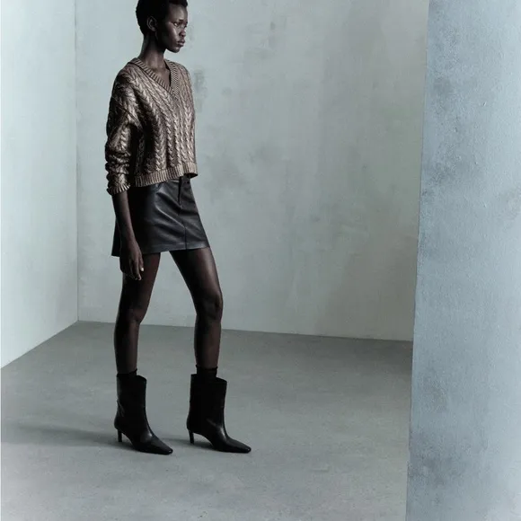 Leather-effect mini-skirt