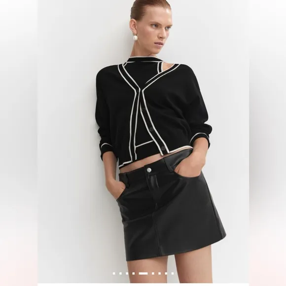 Leather-effect mini-skirt