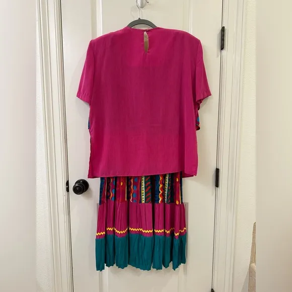 Lindsey Scott Sport Art To Wear 2 Piece Skirt Set Women’s Size 12 Bright Bold