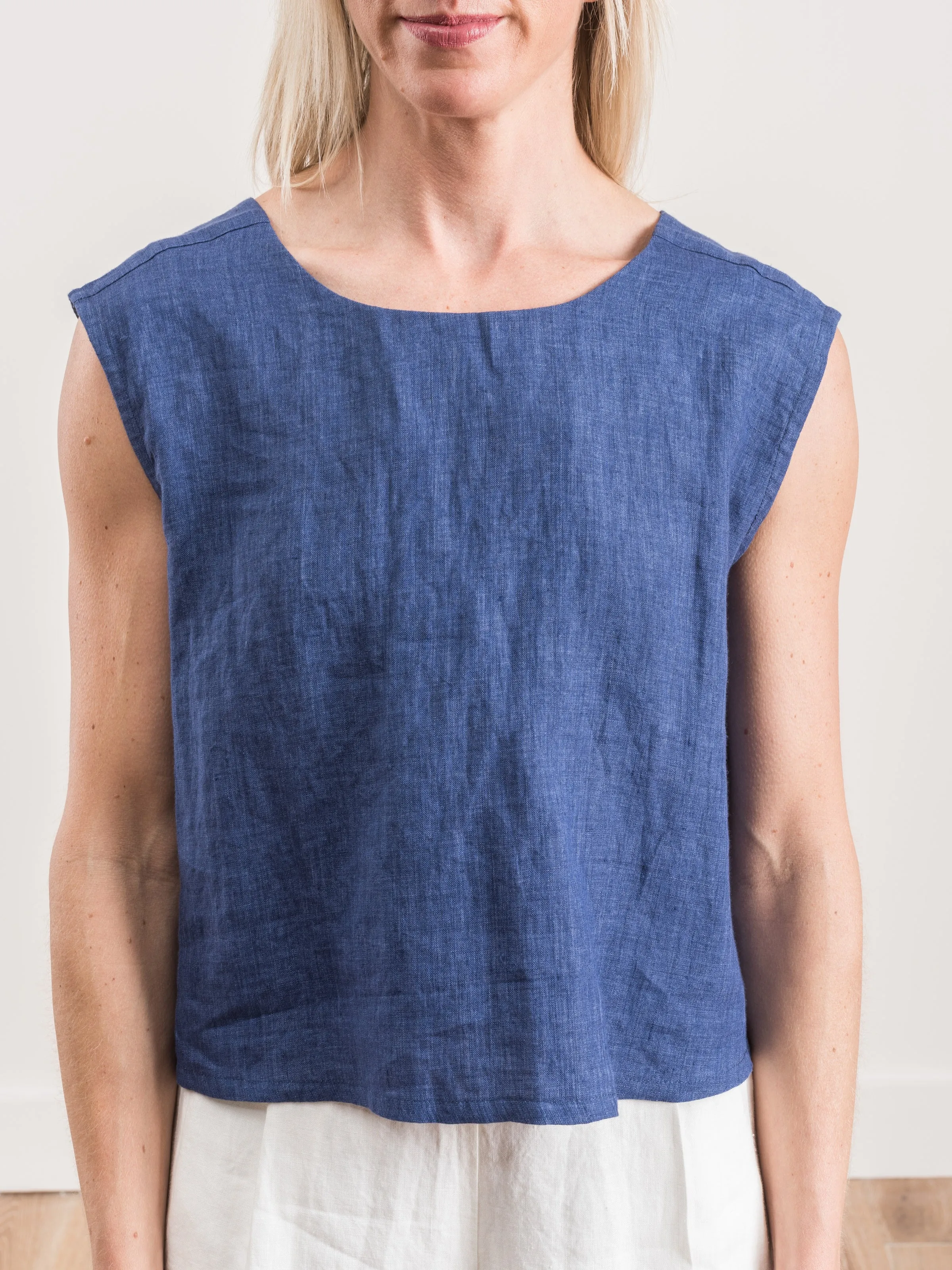 linen reversible top - indigo
