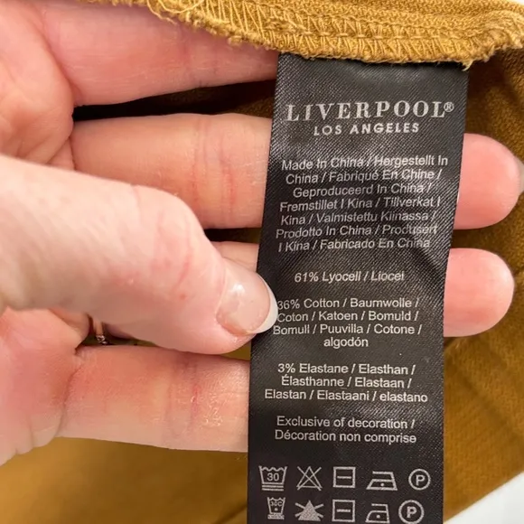 Liverpool Orange Cream Utility Jacket with Collared Design