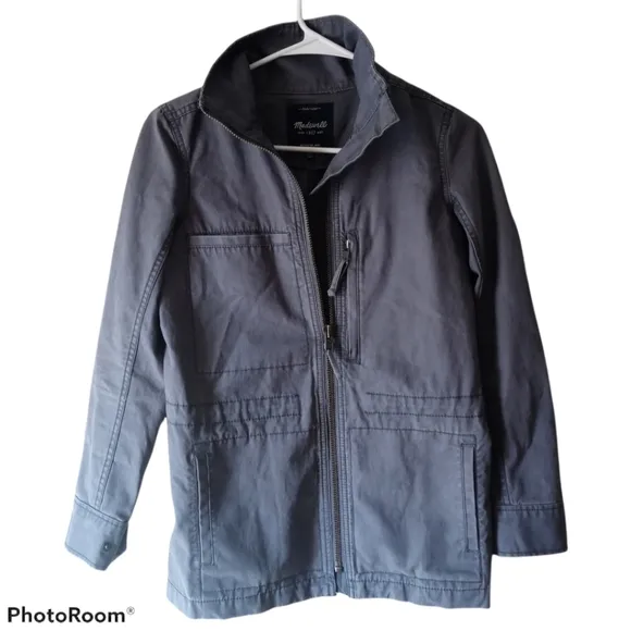 Madewell fleet utility jacket in a blue / gray color. Size XXS.