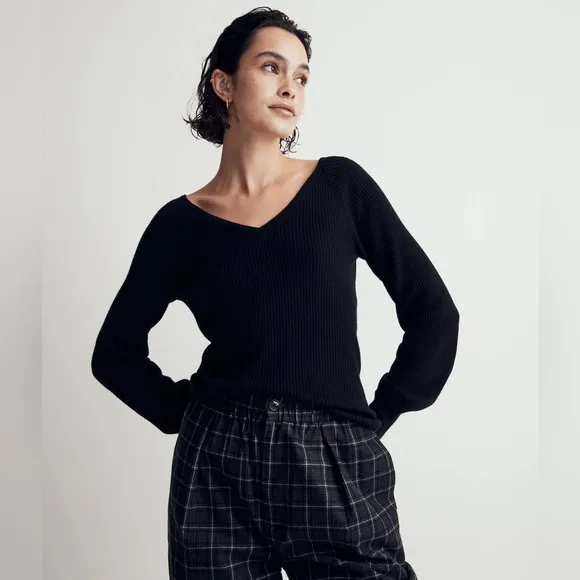 Madewell | Women’s black Linwood Pullover Sweater v-neck front/back alpaca blend
