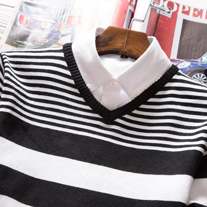 Men's V-Neck Long Sleeved Sweater