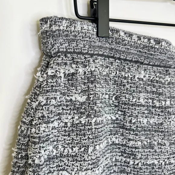 Ming Wang Skirt XL Gray White Tweed Boucle Pencil Straight Knee Stretch Knit
