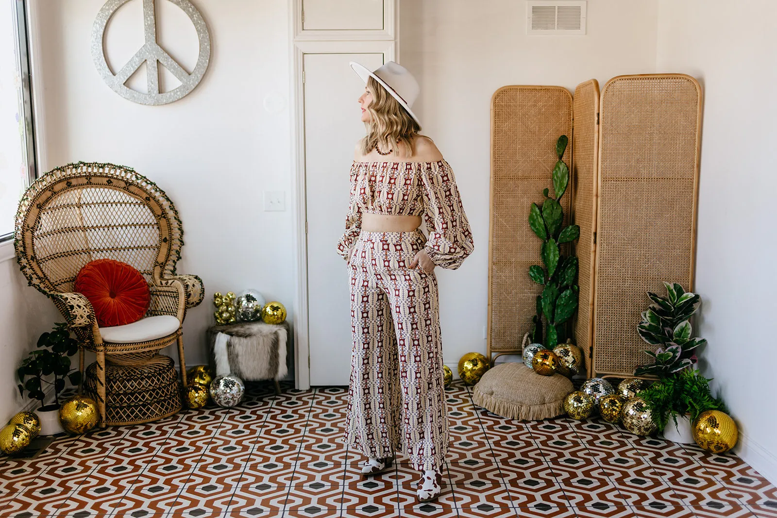 mogambo flare pant in cream