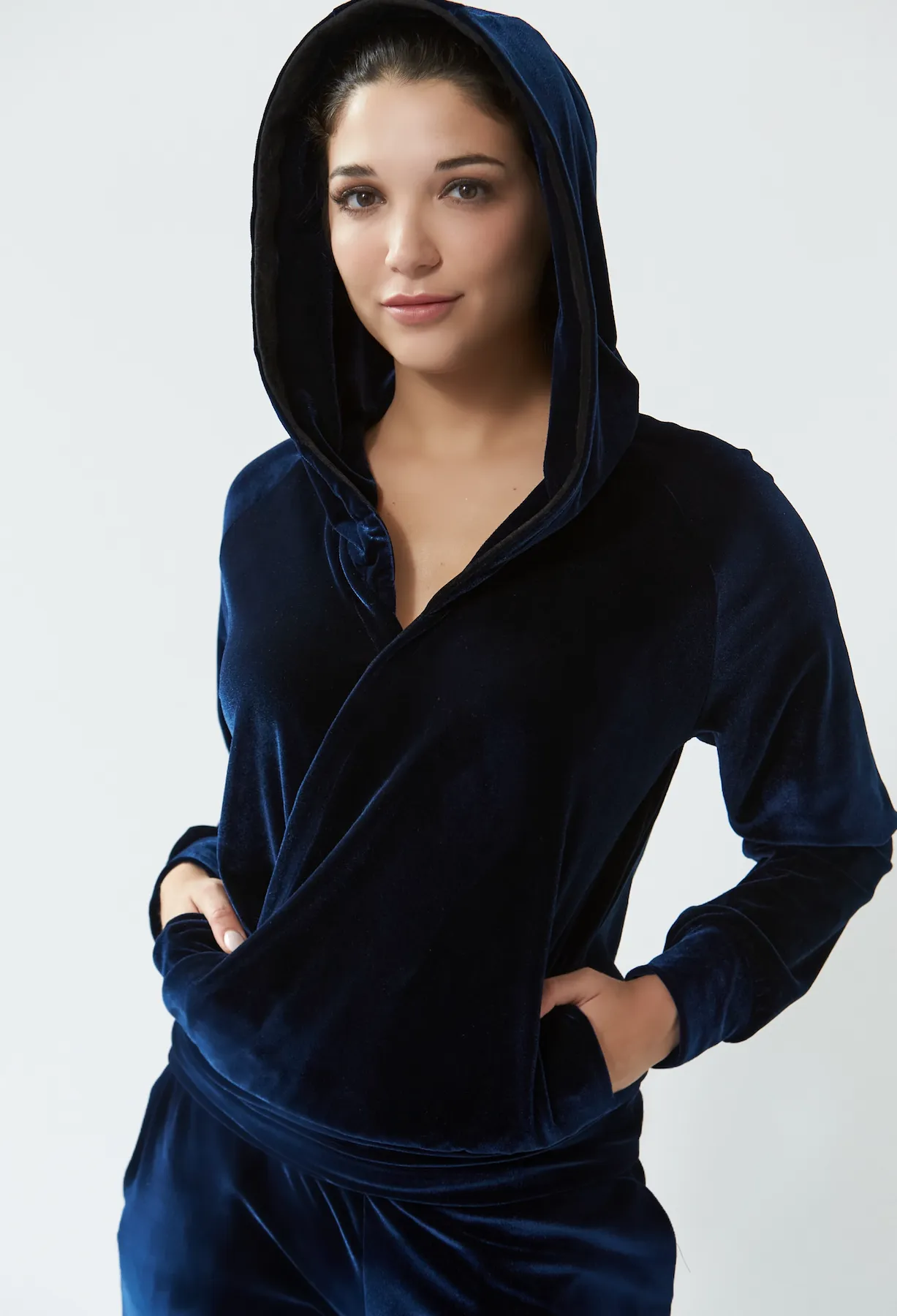 MOLLY WRAP HOODIE