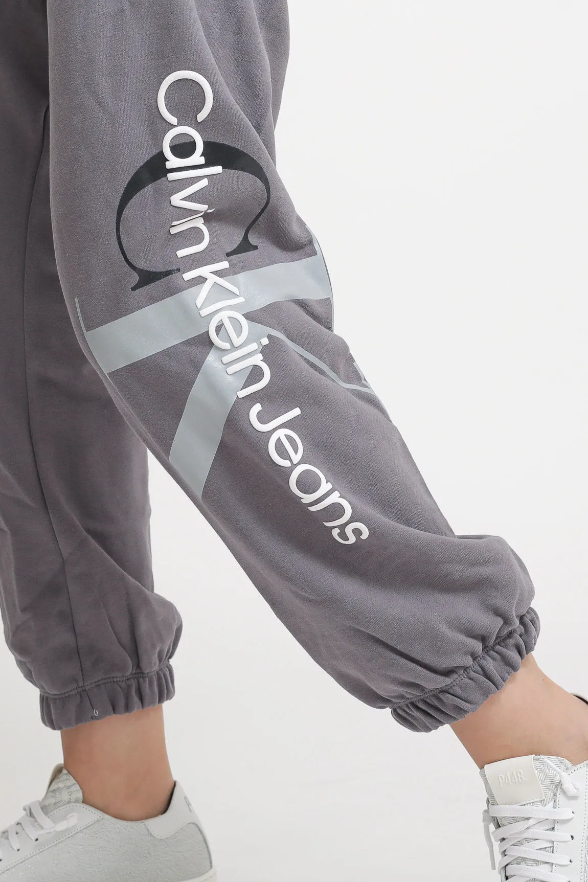 Monogram Jog Pant - Fossil Grey