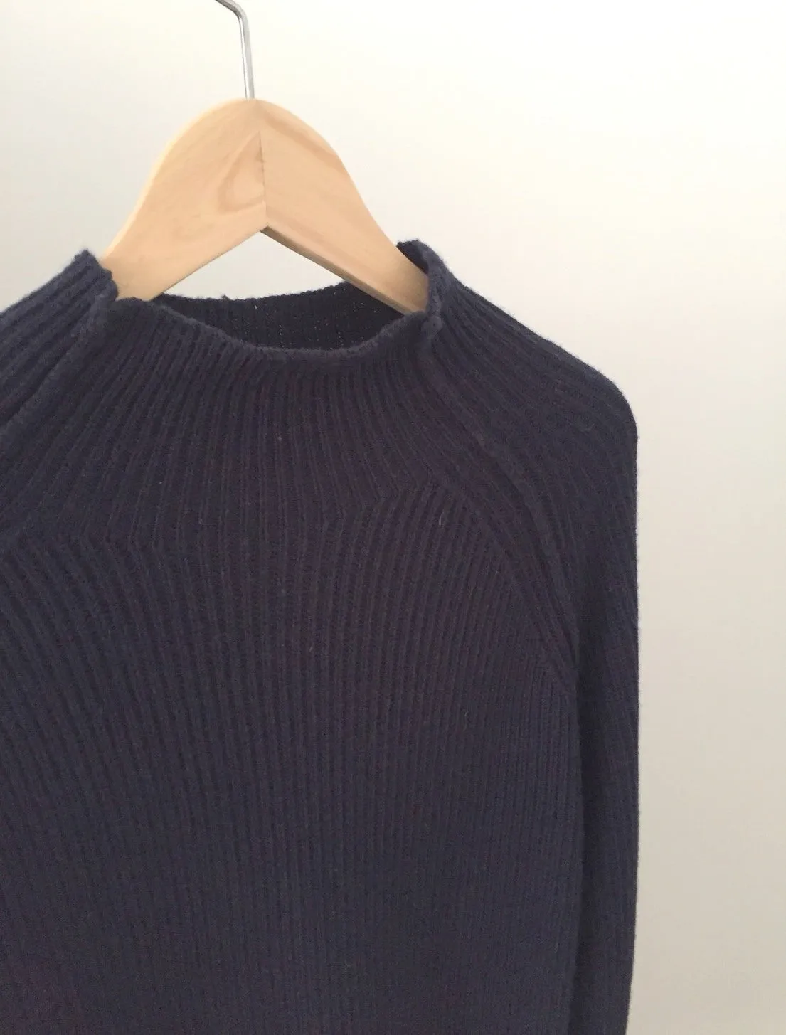 Muse Sweater (cashmere wool blend, more colours available)-sold out