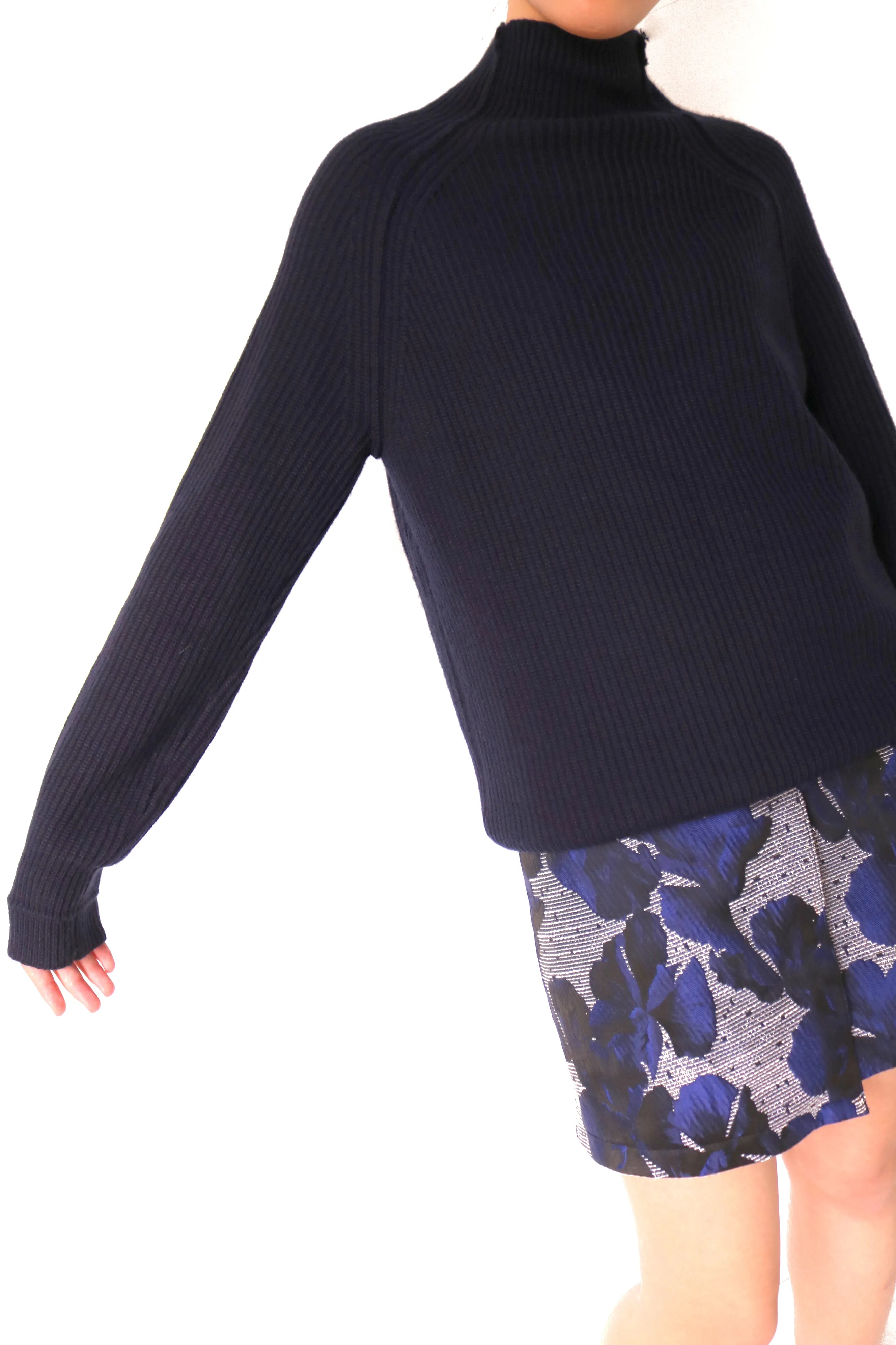 Muse Sweater (cashmere wool blend, more colours available)-sold out