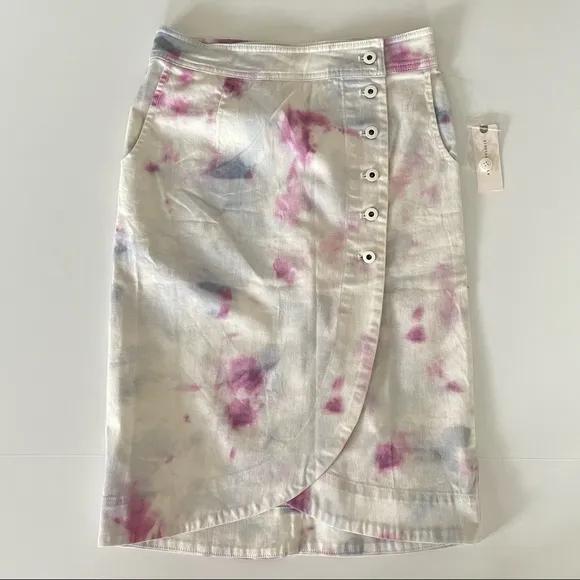 NWT Kimmie Tie-Dye Tulip Knee Length Skirt