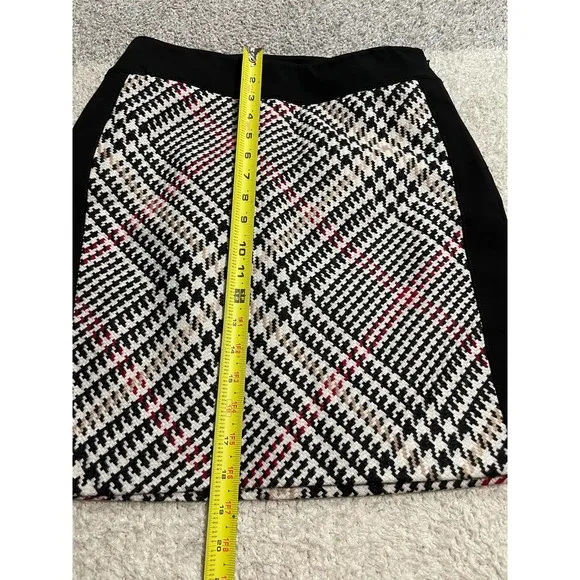 NWT White House Black Market WHBM Womens 4 Plaid Straight Pencil Skirt MSRP $88
