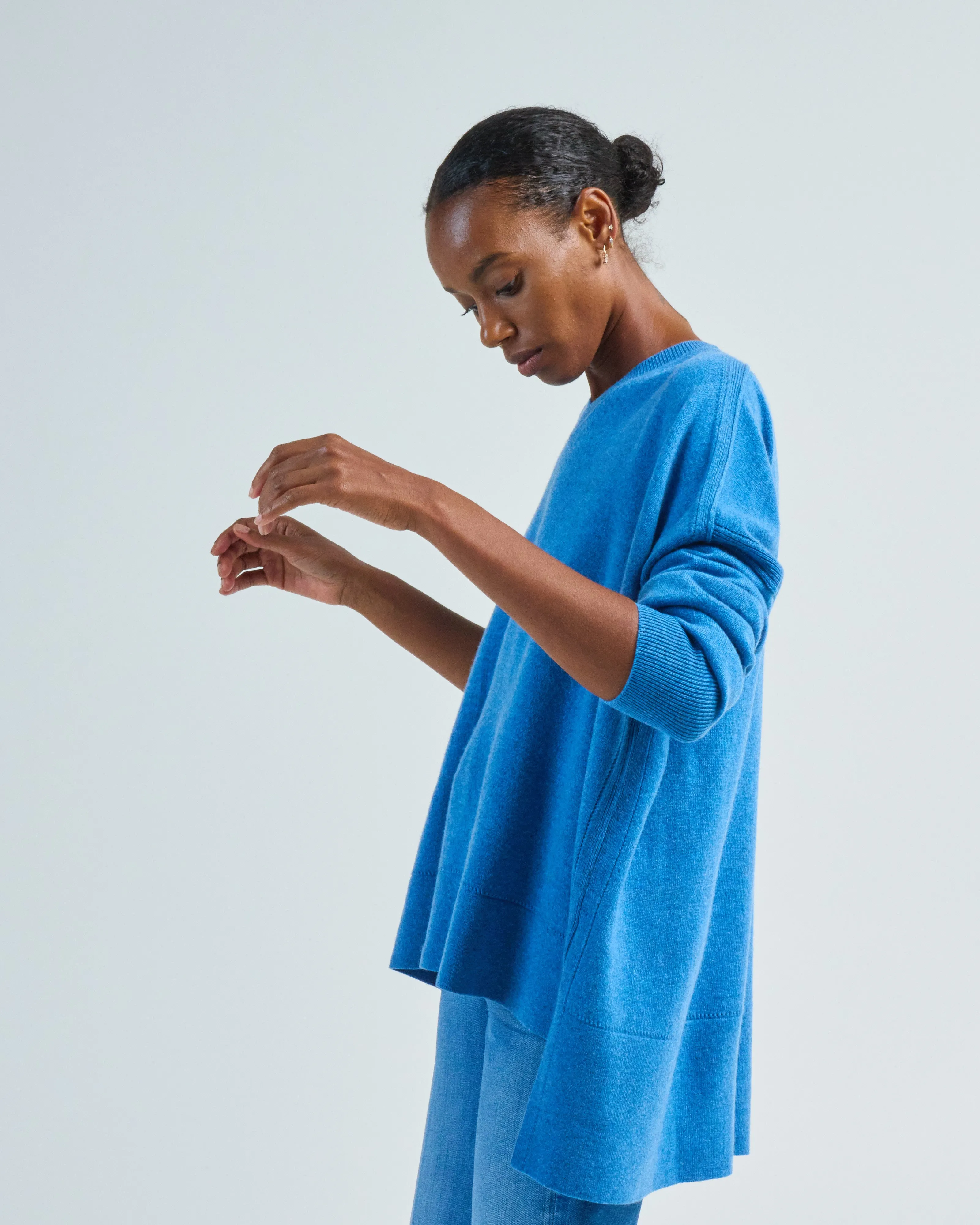 pointelle v-neck