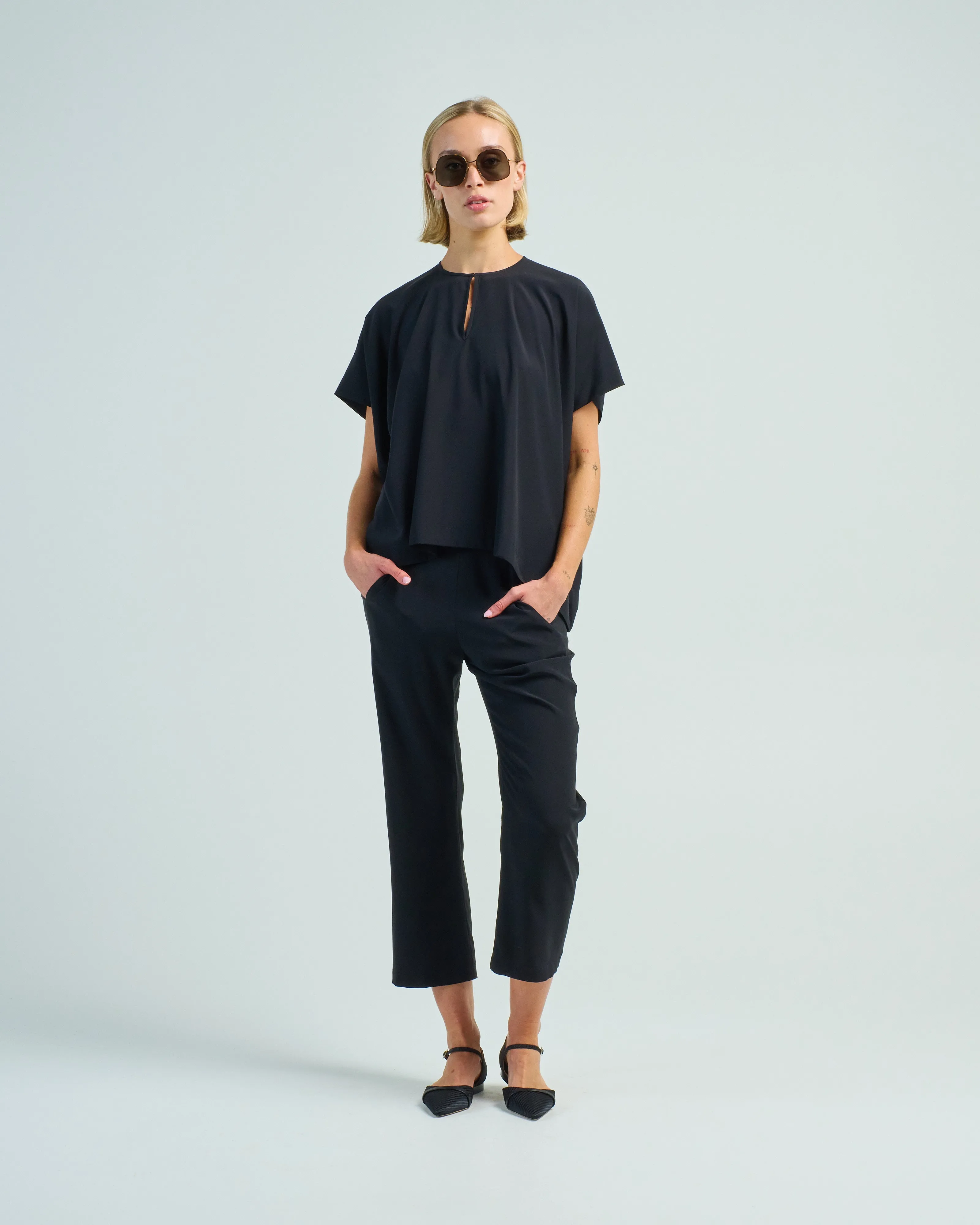 rae poncho top