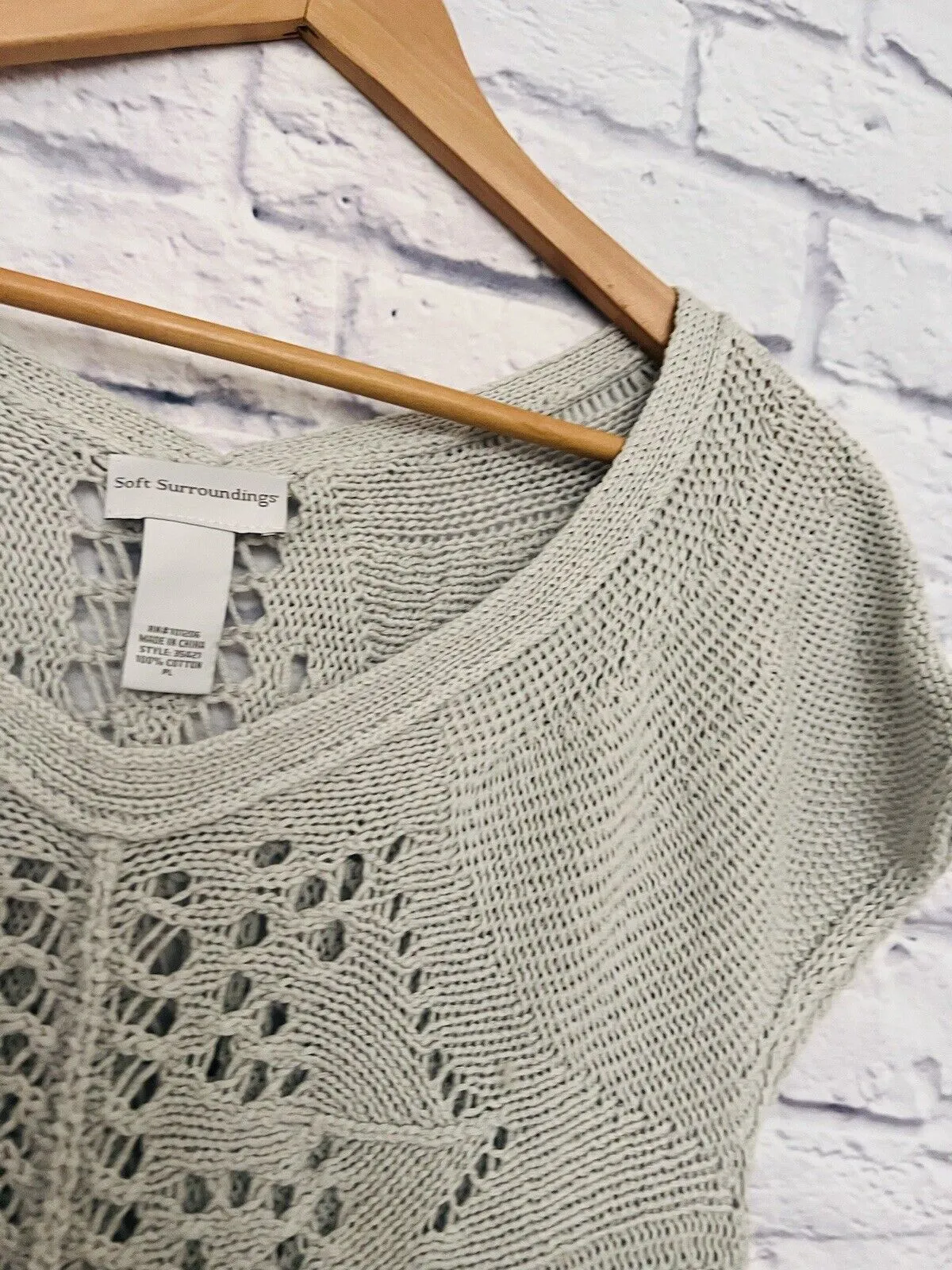 SOFT SURROUNDINGS Crochet Sweater Sz Petite L Gray Short Sleeve Open Knit Long