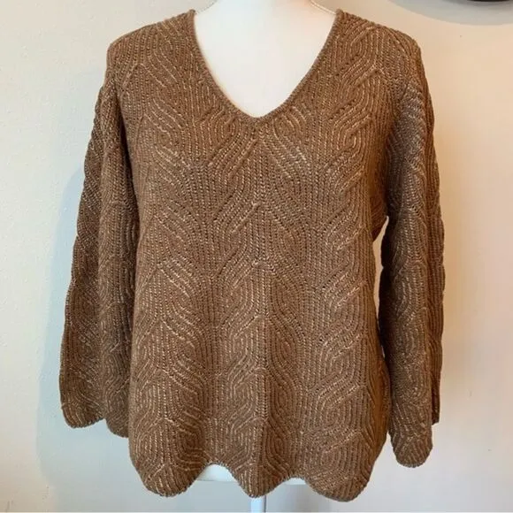 St.John Yellow Tag Wool Blend Scalloped Hemline V Neck Pullover Sweater