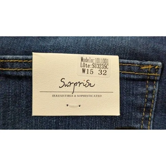 Surprise Womens Size 15/32 Blue Denim Medium Wash Straight &amp; Pencil Skirt