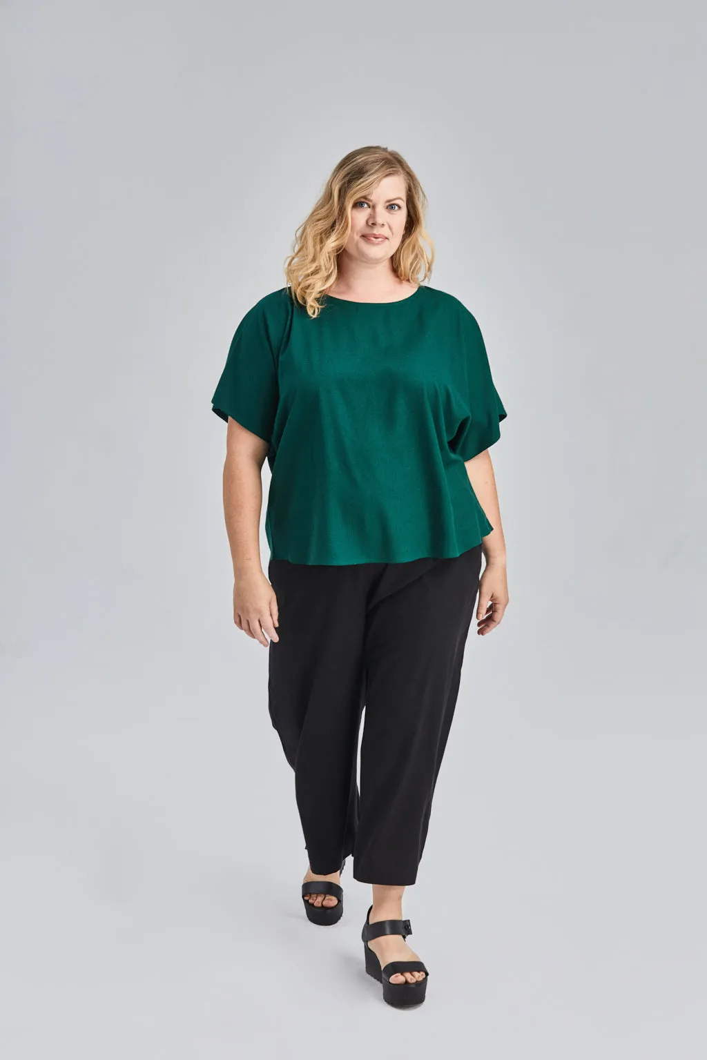 THE BLANK CANVAS TOP
