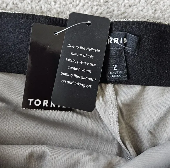 Torrid plus foil knit tulip hem mini skirt, 2XL, silver