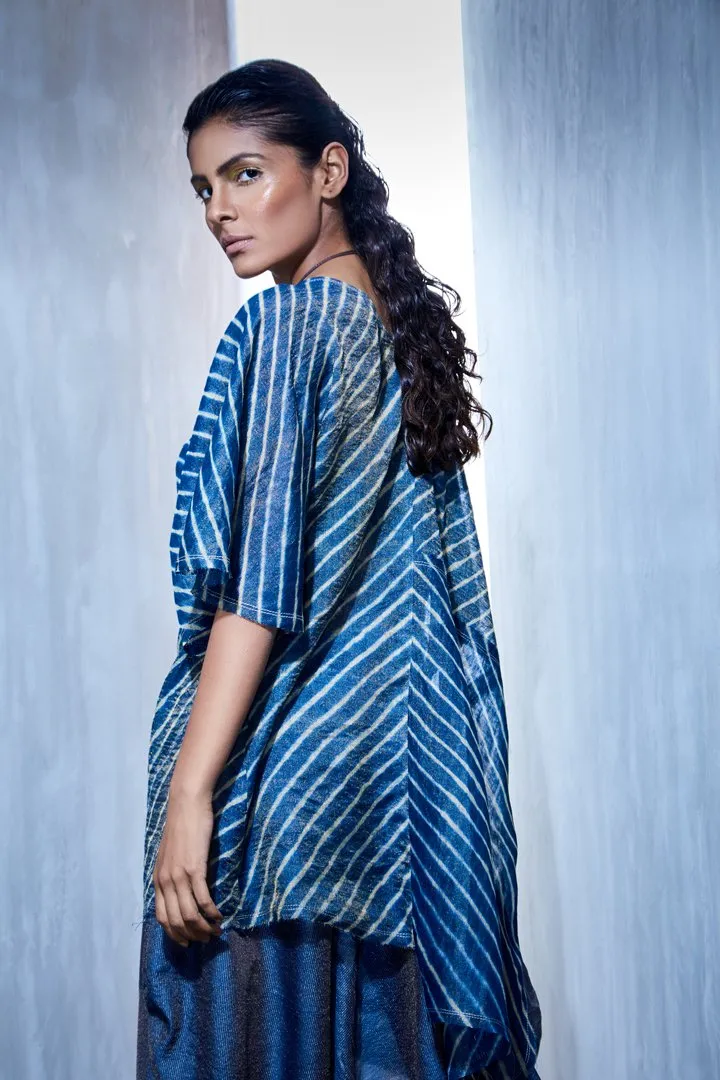 Urvashi Kaur   I   Leheriya Linen Poncho Top