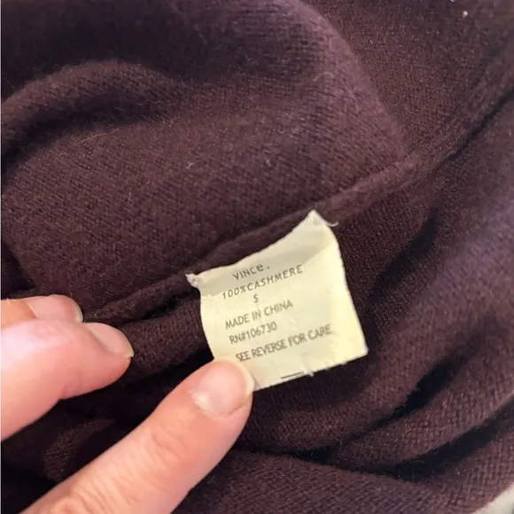 Vince Maroon Cashmere V-Neck Sweater Size S