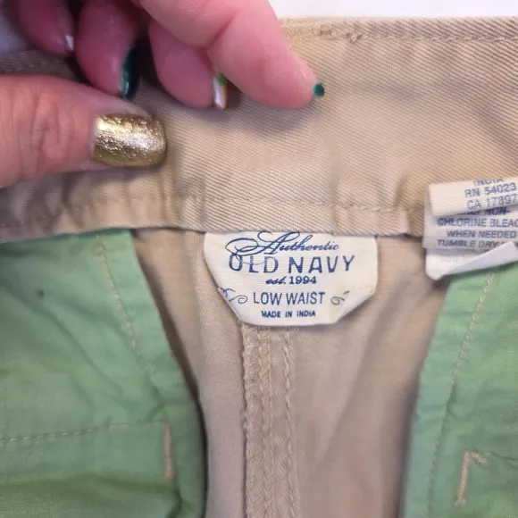 Vintage Old Navy Skirt Womens 14 Khaki Low Ries Y2K Straight Classic Cut Off Hem