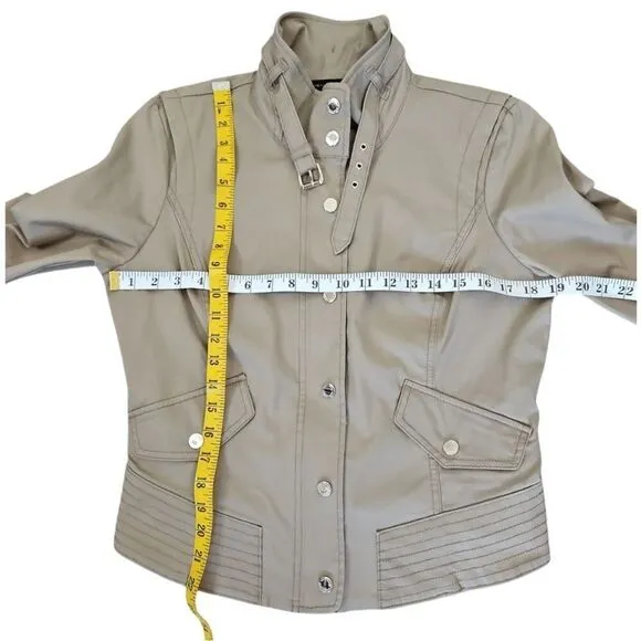 White House Black Market Tan Utility Jacket Versatile Design Women’s Size 10