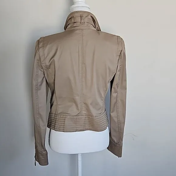 White House Black Market Tan Utility Jacket Versatile Design Women’s Size 10