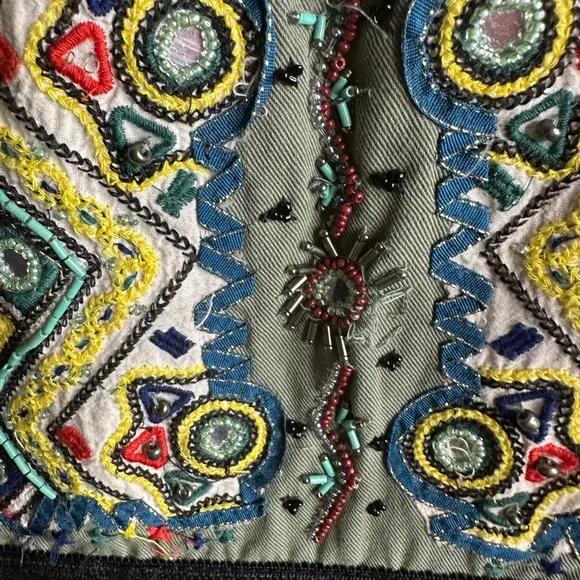 ZARA Green Utility Jacket Detailed Embroidery. Button Up Front, XS